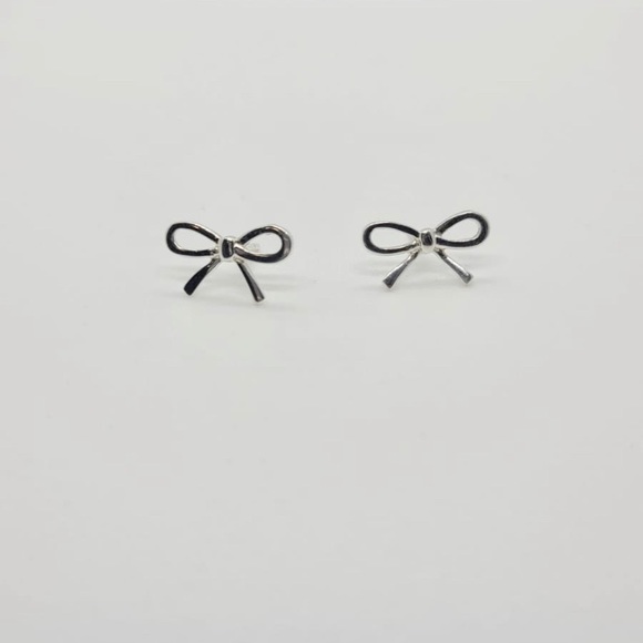 925 sterling silver bow ear stud - Picture 2 of 3